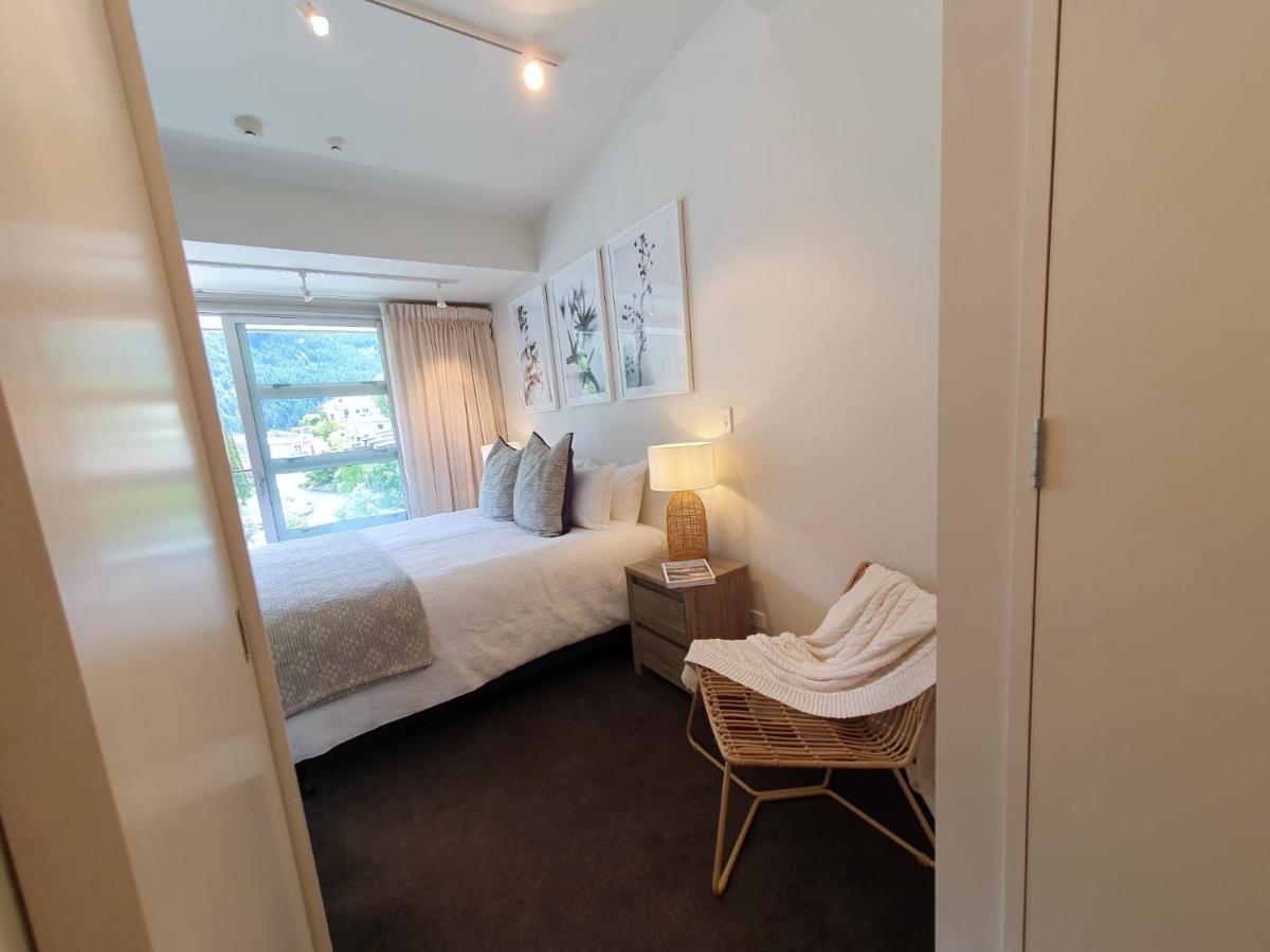 Stylish Haven Luxury Interiors In Prime Location Apartment Queenstown Exterior foto
