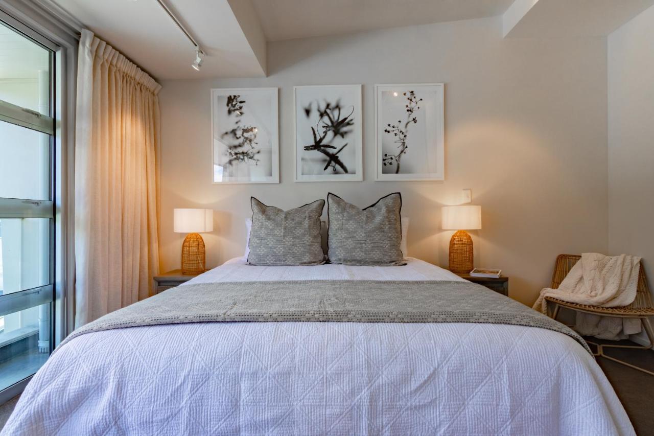 Stylish Haven Luxury Interiors In Prime Location Apartment Queenstown Exterior foto