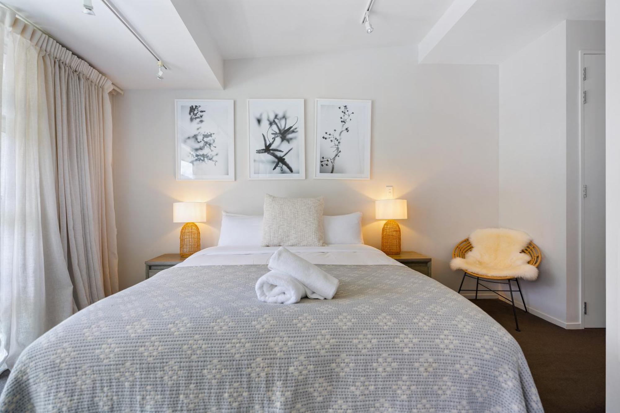 Stylish Haven Luxury Interiors In Prime Location Apartment Queenstown Exterior foto
