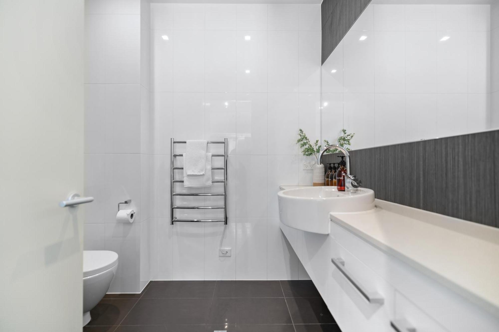 Stylish Haven Luxury Interiors In Prime Location Apartment Queenstown Exterior foto